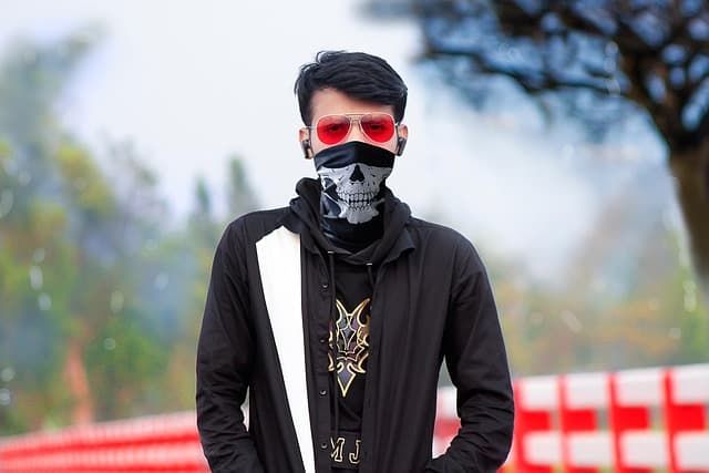 free boy bandana mask images, boy attitude photo download, bandana mask attitude images, man, model, sunglasses, face mask, casual, style, fashion