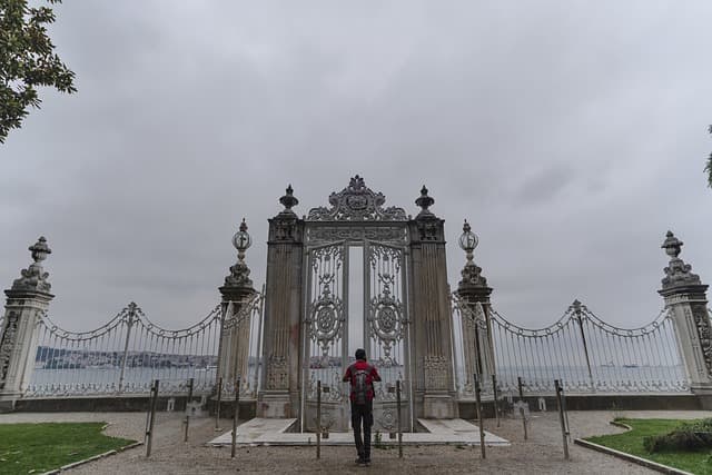 lifestyle, istanbul, hd wallpaper, turkey, tourism, nature background, travel, mostafa meraji, day, tourist attractions, european city, europe, beautiful nature, free download, canon photography, metropolis, high quality, wallpapers, beach, people, men, person, young, album cover, depressed, nature wallpaper, photojournalism, nature, street photography