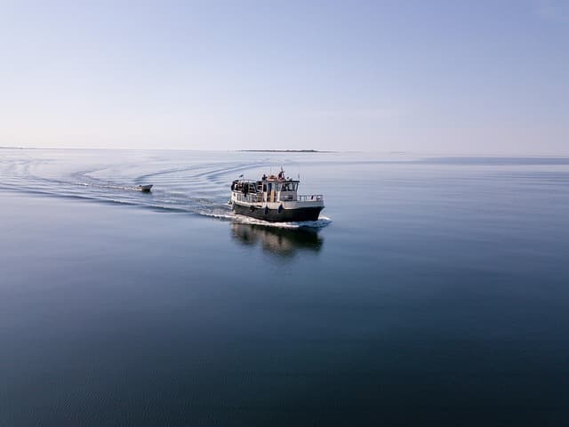 boat, blue sky, sea, peilityyni, nature, water, sky, blue, holiday, summer, waters